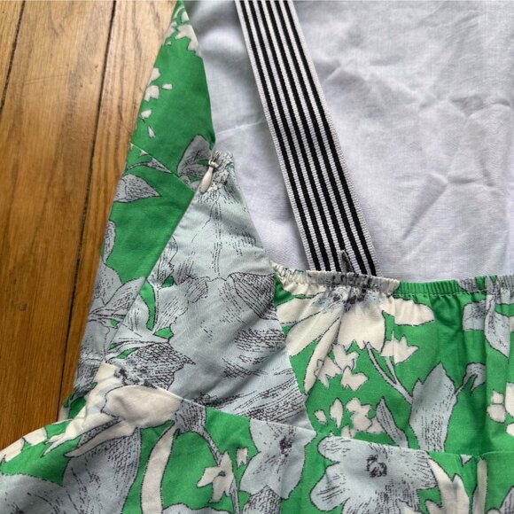 Tuckernuck Size XS Green Floral Low Back Pinafore Fit and Flare Mini Sundress - Picture 16 of 16